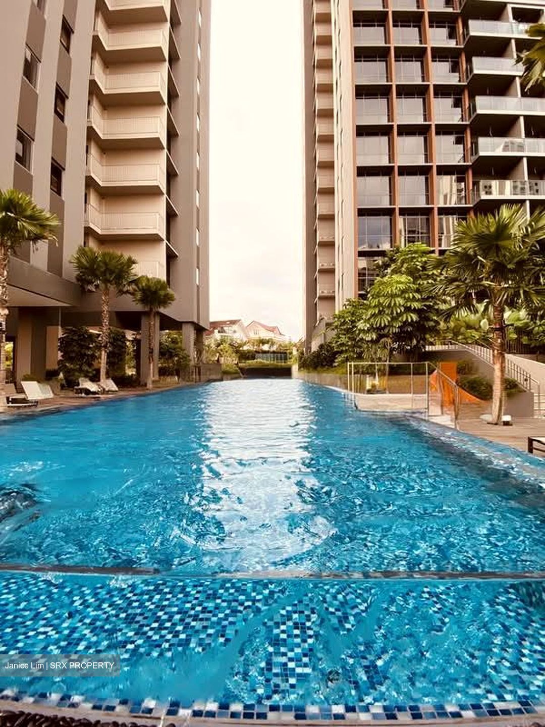 Amo Residence (D20), Apartment #527272041
